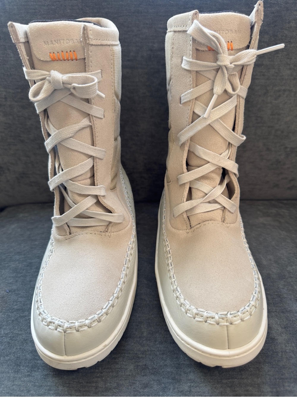 Manitobah Women’s Cream Suede Leather Lace-Up Mukluk Boots Size 10 Fall Luxury